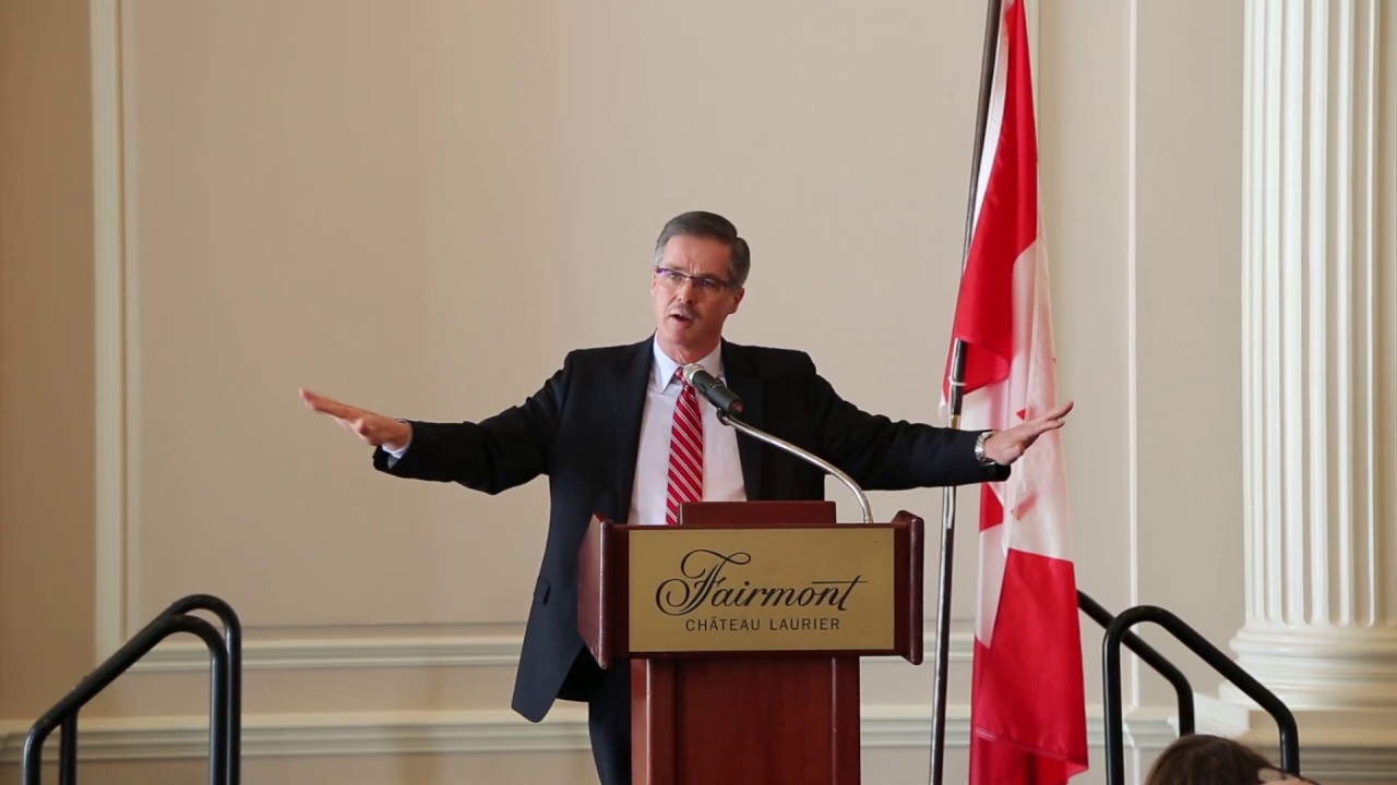 Peter Hall speaking at the Fairmont Château Laurier